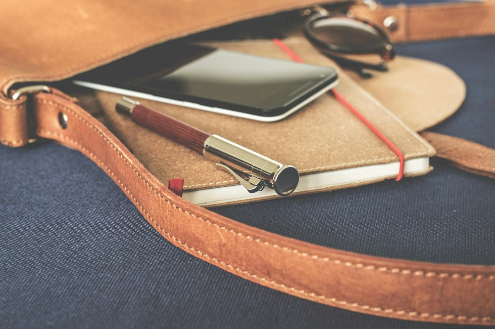 Utilizing Linkless Mentions for Better Rankings